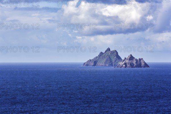 Two rocky islands in the sea, Skellig Michael and Little Skellig, panoramic road Skellig Ring, Portmagee, Iveragh Peninsula, Kerry, Ireland, Europe