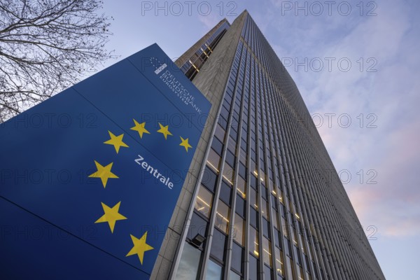 Clouds drift over the headquarters of the German Federal Bank in Frankfurt am Main. Frankfurt am Main, Hesse, Germany, Europe