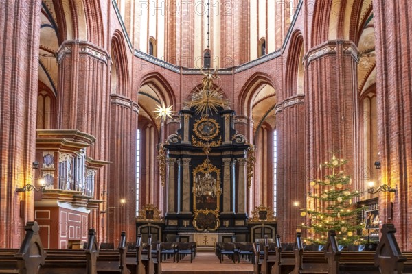 Interior of the church of St Nikolai in the Hanseatic city of Wismar, Mecklenburg-Western Pomerania, Germany, Europe