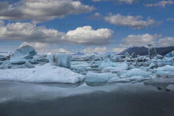Detail of the frozen Jokursarlon lake among giant ice, iceland