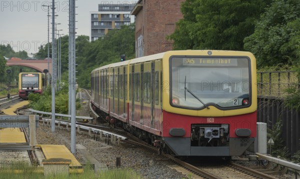 S-Bahn S 45 near Hermannstraße S-Bahn station, Neukölln, Berlin, Germany, Europe