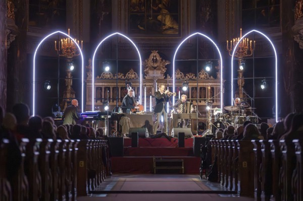 Till Brönner live on Silent Night - The Christmas Concert Tour at Berlin Cathedral on 20.12.2024
