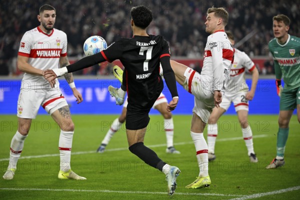 Duel, action Omar Marmoush Eintracht Frankfurt SGE (07) against Maximilian Mittelstädt VfB Stuttgart (07) Jeff Chabot VfB Stuttgart (24) MHPArena, MHP Arena Stuttgart, Baden-Württemberg, Germany, Europe