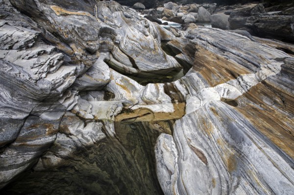 Rocks, rock structures, Verzasca River, near Lavertezzo, Verzasca Valley, Valle Verzasca, Canton Ticino, Switzerland, Europe