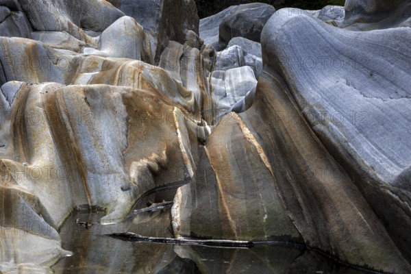 Rocks, rock structures, Verzasca River, near Lavertezzo, Verzasca Valley, Valle Verzasca, Canton Ticino, Switzerland, Europe