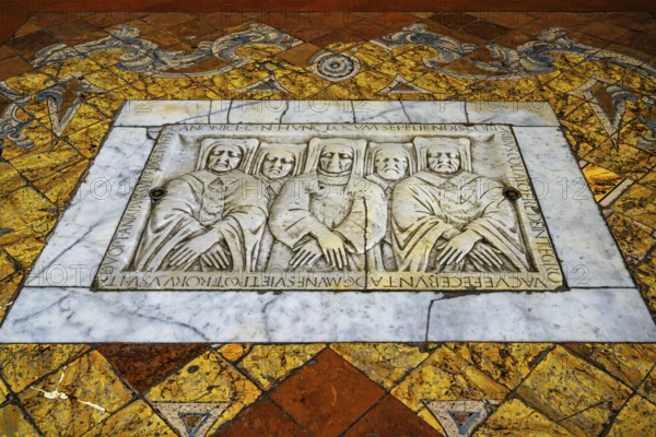 Cathedral of Santa Maria Assunta, Naples, Campania, Italy, Europe