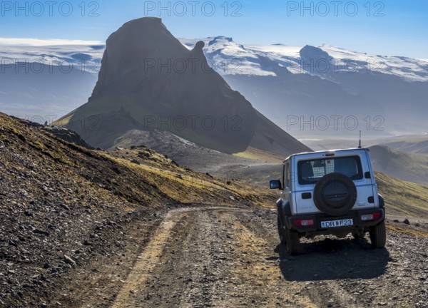 Einhyrningar (unicorn) mountain, road F261 Öldufellsleid, small 4x4 jeep, glacier Myrdaljökull, Iceland, Europe