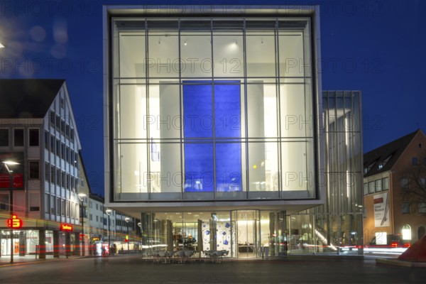 Kunsthalle Weishaupt, Ulm's New Centre at Hans-und-Sophie-Scholl-Platz, Ulm, Baden-Württemberg, Germany, Europe