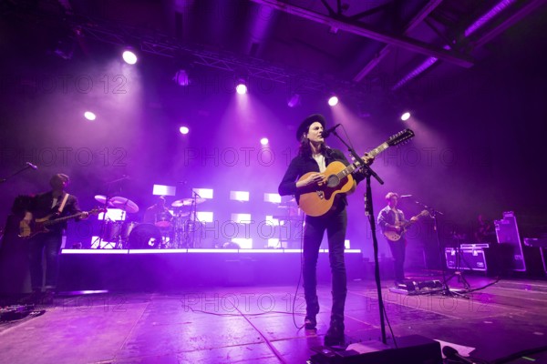 James Bay live on Up All Night Tour at the Columbiahalle in Berlin on 19.01.2025