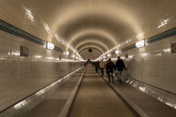 Pedestrians in the tunnel tube, Alter Elbtunnel, St. Pauli, Hamburg, Germany, Europe