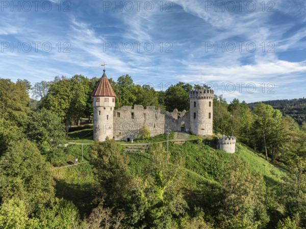 Aerial view of the Honburg castle ruins on the Honberg above the town of Tuttlingen, district of Tuttlingen, Black Forest, Baar, Heuberg, Baden-Württemberg, Germany, Europe
