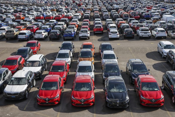 Duisburg, North Rhine-Westphalia, Germany, new cars, transhipment centre, car terminal in Duisburg port, Europe