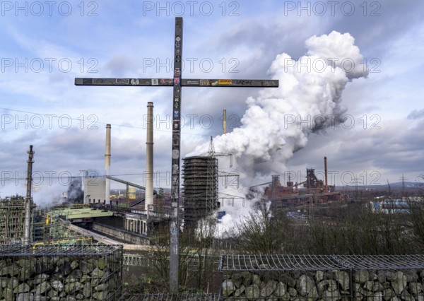 The Thyssenkrupp Steel steelworks in Duisburg-Marxloh, on the Rhine, coking plant unloading tower, blast furnaces 1 and 2, right, summit cross on Alsumer Berg, vantage point, North Rhine-Westphalia, Germany, Europe