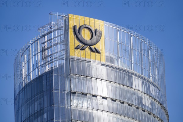 The Posttower, corporate headquarters of Deutsche Post, high-rise building in Bonn, North Rhine-Westphalia, Germany, Europe