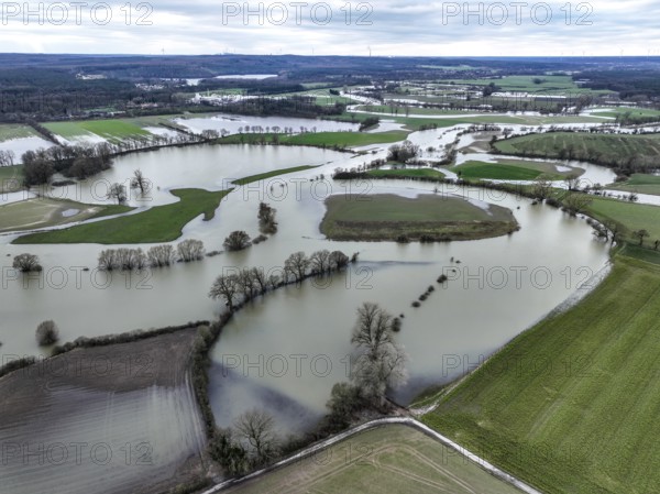 Haltern am See, North Rhine-Westphalia, Germany, floods on the Lippe, river in the Ruhr area, the fields, the agricultural land of the farmers next to the watercourse are flooded, serve as retention areas, flood areas for flood protection, Europe