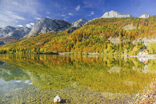 Grundlsee in autumn, salzkammergut, styria, Austria, Europe