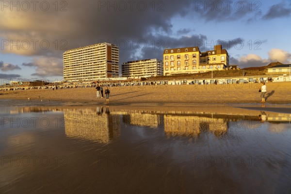 Flat tower block and Hotel Miramar on Weststrand near Westerland, island of Sylt, North Friesland district, Schleswig-Holstein, Germany, Europe