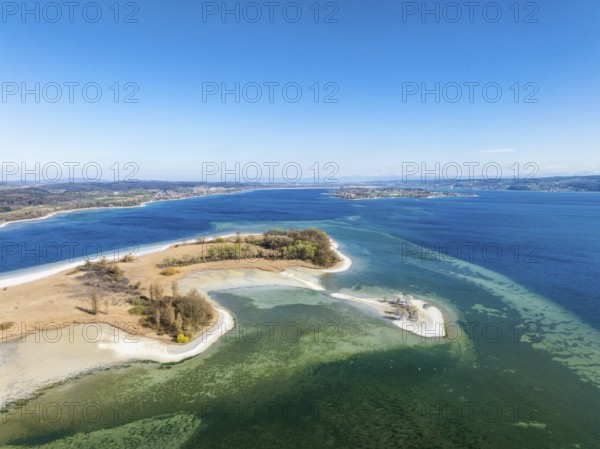 Aerial view of the Mettnau peninsula at low tide, on the right on the horizon the island of Reichenau, Radolfzell on Lake Constance, district of Constance, Baden-Württemberg, Germany, Europe