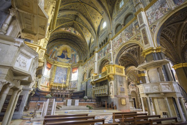 View of the main altar in the Cathedral of Santa Maria Assunta, Cremona, Province of Cremona, Italy, Europe