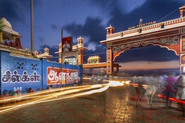 Long exposure, Ghat Agni Theertham, Rameswaram, Pamban Island, Tamil Nadu, India, Asia