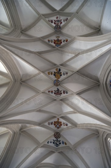 Vault with coat of arms in the late Gothic mortuary, burial place of the cathedral canons, consecrated in 1498, Cathedral of St Salvator or St Willibald, Eichstätt, Upper Bavaria, Germany, Europe