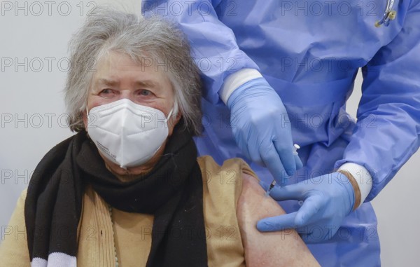 Essen, North Rhine-Westphalia, Germany - Vaccination start at the Corona Vaccination Centre Essen, people aged 80 and over living at home are vaccinated first