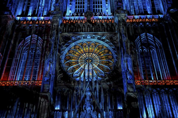 Illumination of the Cathédrale Notre Dame de Strasbourg, Strasbourg Cathedral, detail, Unesco World Heritage Site, Strasbourg, Département Bas-Rhin, Alsace, France, Europe