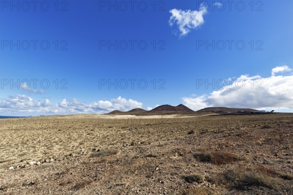 Caldera Trasera on the horizon, El Jable, Lanzarote, Canary Islands, Spain, Europe