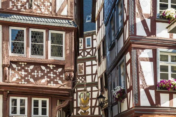 Market square with medieval half-timbered houses, Bernkastel-Kues, Moselle, Rhineland-Palatinate, Germany, Europe