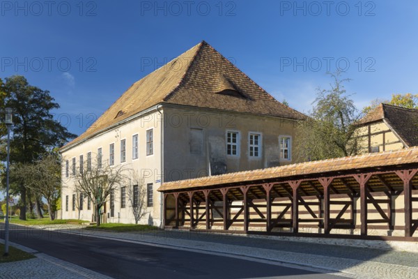 Historic market stalls on the market square in Diehsa, Waldhufen, Upper Lusatia, Saxony, Germany, Europe