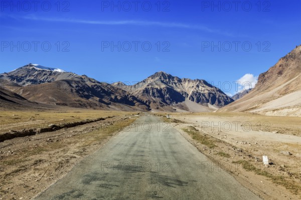 Manali-Leh road to Ladakh in Indian Himalayas near Sarchu. Ladakh, India, Asia