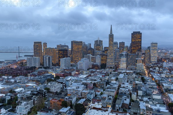 The San Francisco skyline at dusk, California, United States of America, USA, North America