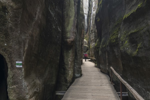 Path through the rocks at Adršpach-Teplice Rocks on a sunny day in autumn, Dolní Adršpach, 549 57 Adersbach, CZ