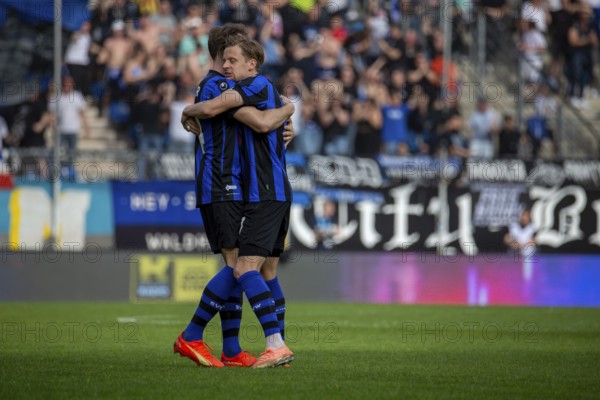 06.04.2024, Football 3rd division, Season 2023/24, Matchday 32: Waldhof Mannheim vs SpVgg Unterhaching (6:1) . Celebration after the 1:1 through Samuel Abifade