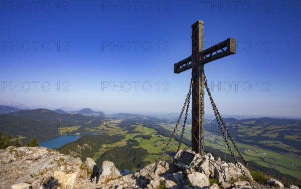 Summit cross on the Schober with a view of Lake Fuschl, Osterhorn group, Salzkammergut, Salzburg province, Austria, Europe