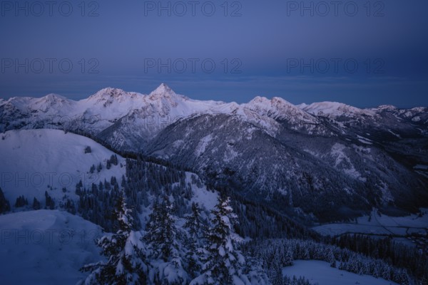 Snow-covered windscape in the Alps at Neunerköpfle in the Tannheimer Tal in Tyrol, Austria, Europe