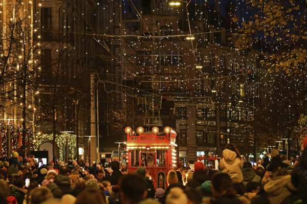 St. Nicholas parade or Chlaus parade with Märlitram along Bahnhofstrasse, city centre, Zurich