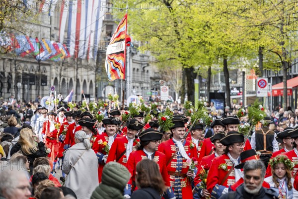 Parade of historically costumed guildsmen, Sechseläuten or Sächsilüüte, Zurich Spring Festival, Zurich, Switzerland, Europe