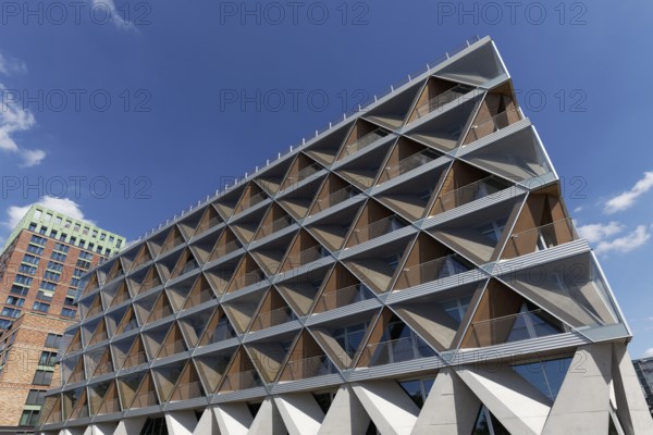 Office building The Cradle by HPP Architekten, innovative timber hybrid construction, sustainable building, Düsseldorf Media Harbour, Düsseldorf, Germany, Europe