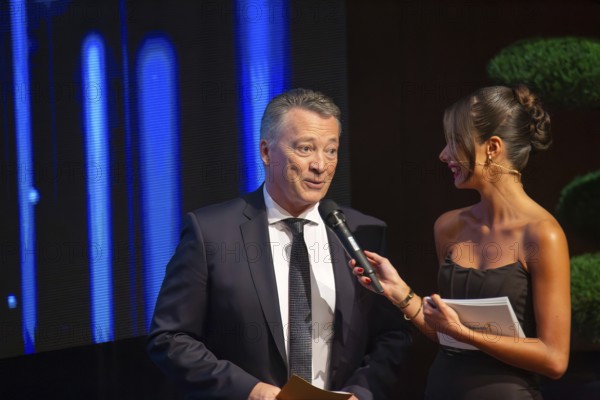 Rose garden Mannheim: Award Night 2024 / Rhine-Neckar Sport Award. Picture: Harold Kreis (coach of the German national ice hockey team) and Lea Wagner (presenter, ARD)