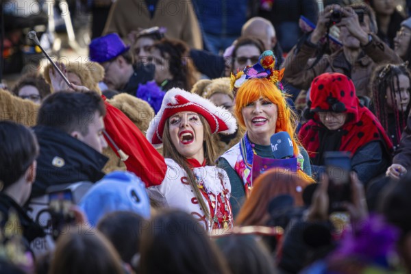 The Frankfurt carnival parade crosses the Römerberg in Frankfurt am Main, Römerberg, Frankfurt am Main, Hesse, Germany on 2 March 2025