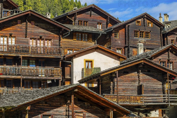 Old wooden houses in the historic village centre, Grimentz, Val d'Anniviers, Valais Alps, Canton Valais, Switzerland, Europe