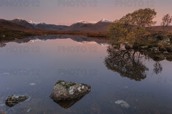 Mountains reflected in lake, morning light, morning mood, still, autumn, snowy, Lochan na h-Achlaise, Scottish Highlands, Scotland, Great Britain
