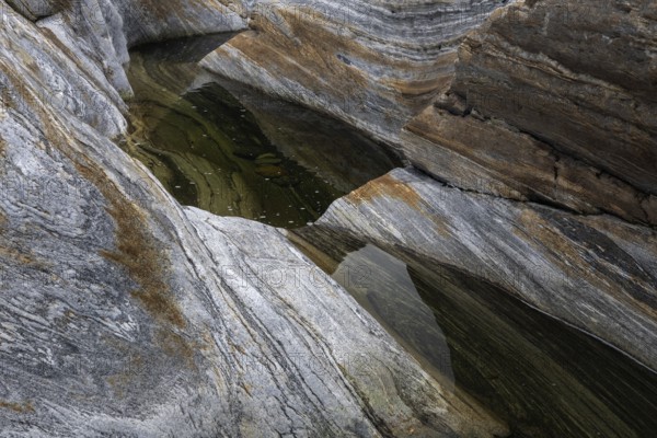 Rocks, rock structures, Verzasca River, near Lavertezzo, Verzasca Valley, Valle Verzasca, Canton Ticino, Switzerland, Europe