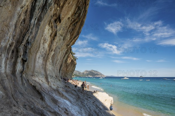 Rocky coast and beach, Cala Luna, Gulf of Orosei National Park, Parco Nazionale del Gennargentu e del Golfo di Orosei, Baunei, Nuoro, Sardinia, Italy, Europe