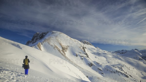 Winter hiking trail, Zeigersattel, Nebelhorn, 2224m, Allgäu Alps, Allgaeu, Bavaria, Germany, Europe
