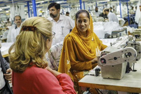 Svenja Schulze (SPD), Federal Minister for Economic Cooperation and Development, visits the textile factory Kohinoor Textile Mills Limited. Islamabad, 21.08.2024. Photographed on behalf of the Federal Ministry for Economic Cooperation and Development