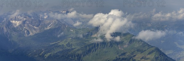 Mountain panorama from the Nebelhorn, 2224m, to the south to Kanzelwand, mountain station of the Kanzelwand cable car, the cloudy Fellhorn and Söllereck, Allgäu Alps, Allgäu, Bavaria, Germany, Europe