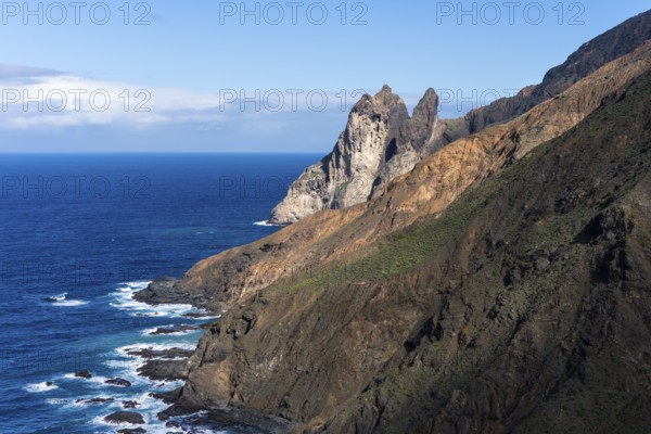The north-west coast of La Gomera. Mountains, cliffs and steep coast. Guillama, La Gomera, Canary Islands, Spain, Europe