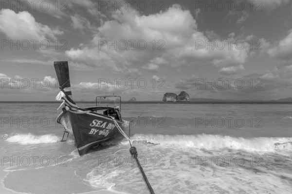 Longtail boat on the beach, Koh Ngai Island, Andaman Sea, Satun Province, Southern Thailand, Thailand, Asia